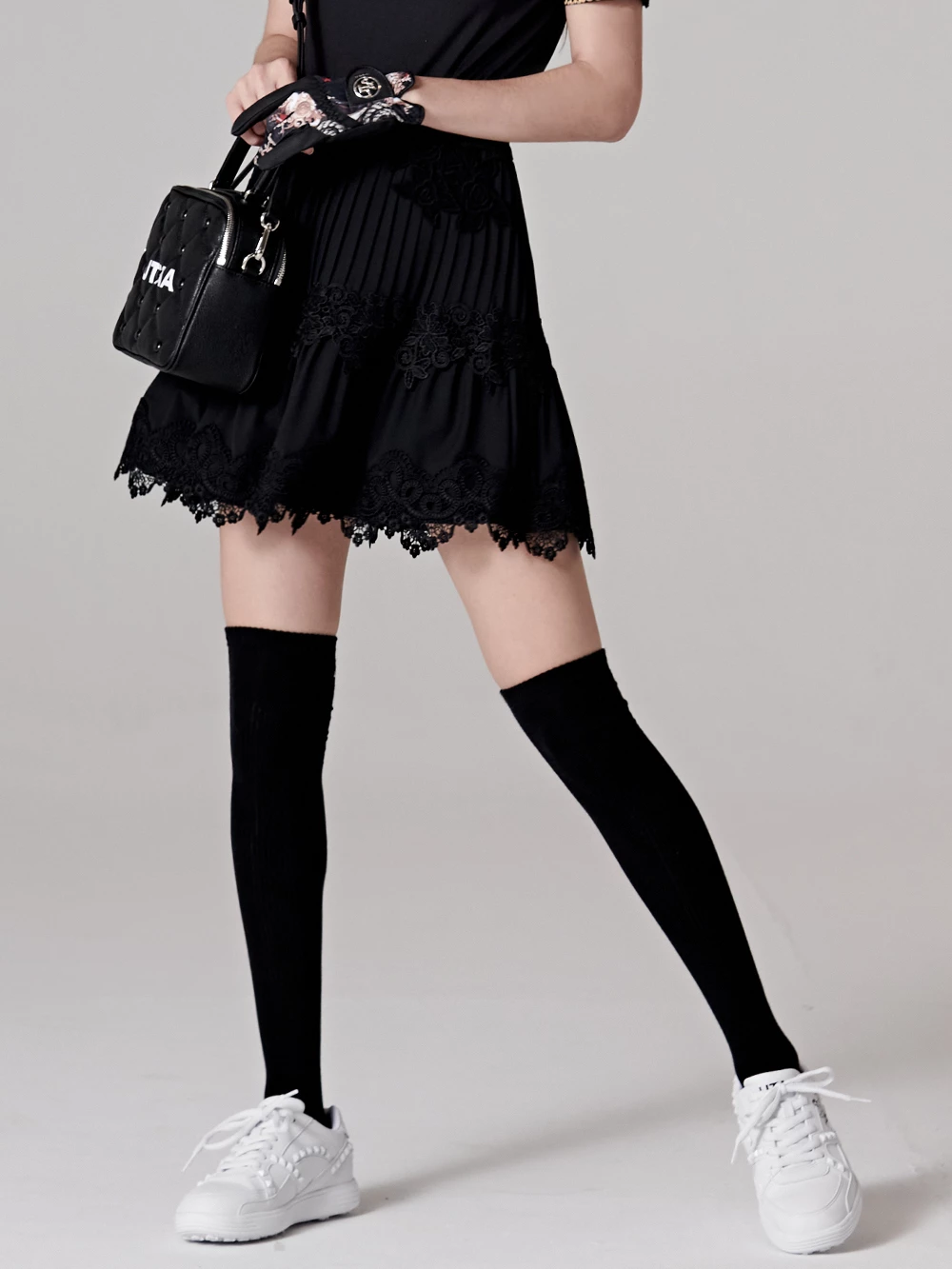 UTAA Hobbies & Culture Black X Xs (inventory Required) - Image 2