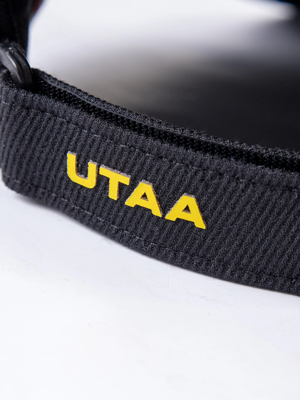 UTAA Blended Fabrics Street Style Chain Neon Color Black X One Size - Image 4