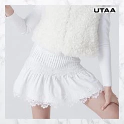 UTAA 2022-23FW Street Style Hobbies & Culture White X M